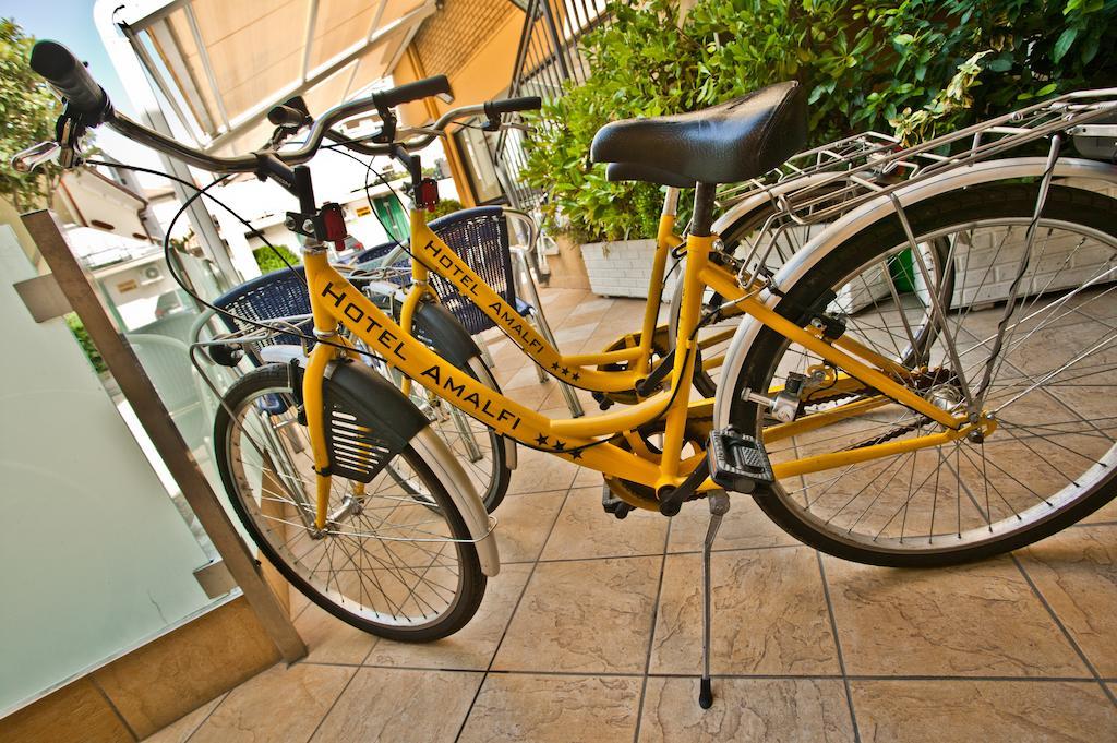 Hotel Amalfi Bellaria-Igea Marina Ngoại thất bức ảnh